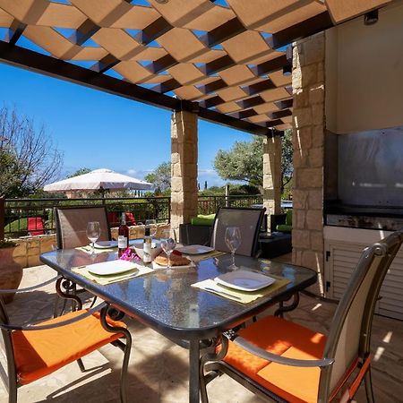 3 Bedroom Villa Madelini With Private Pool, Aphrodite Hills Resort Куклія Екстер'єр фото