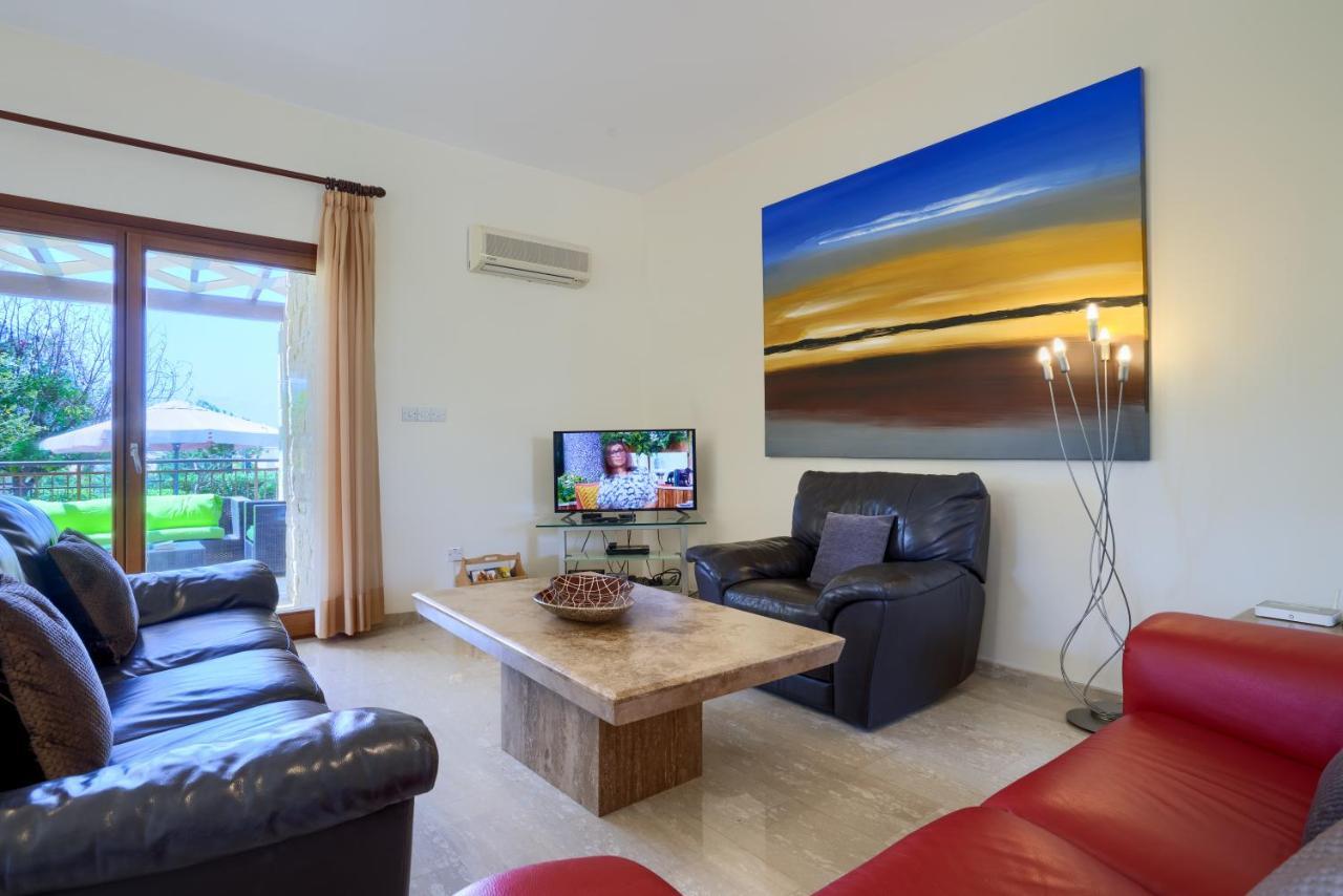 3 Bedroom Villa Madelini With Private Pool, Aphrodite Hills Resort Куклія Екстер'єр фото