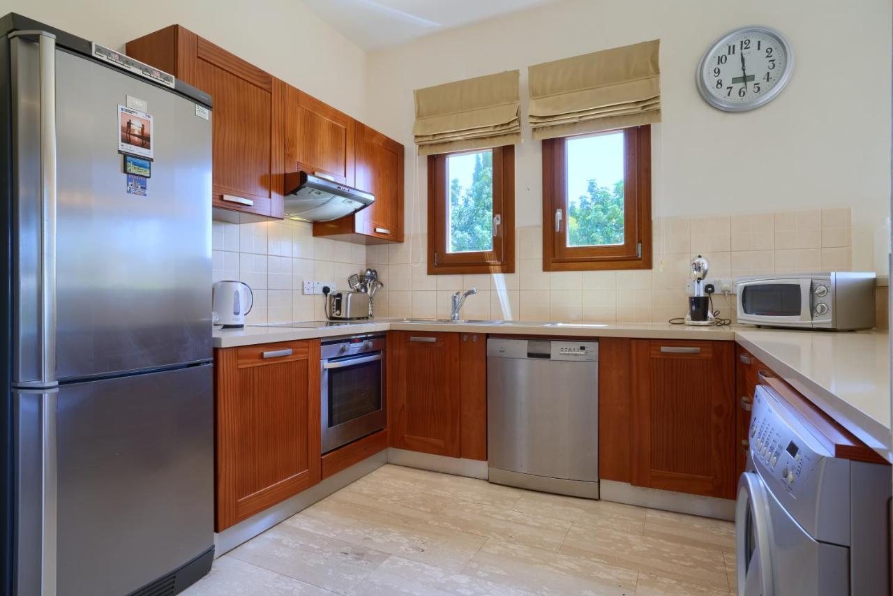 3 Bedroom Villa Madelini With Private Pool, Aphrodite Hills Resort Куклія Екстер'єр фото