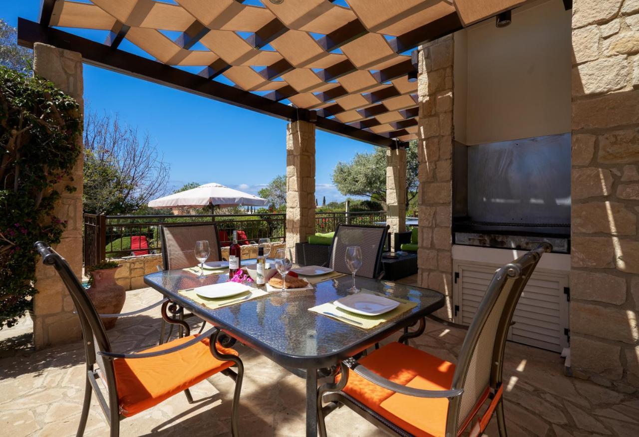 3 Bedroom Villa Madelini With Private Pool, Aphrodite Hills Resort Куклія Екстер'єр фото